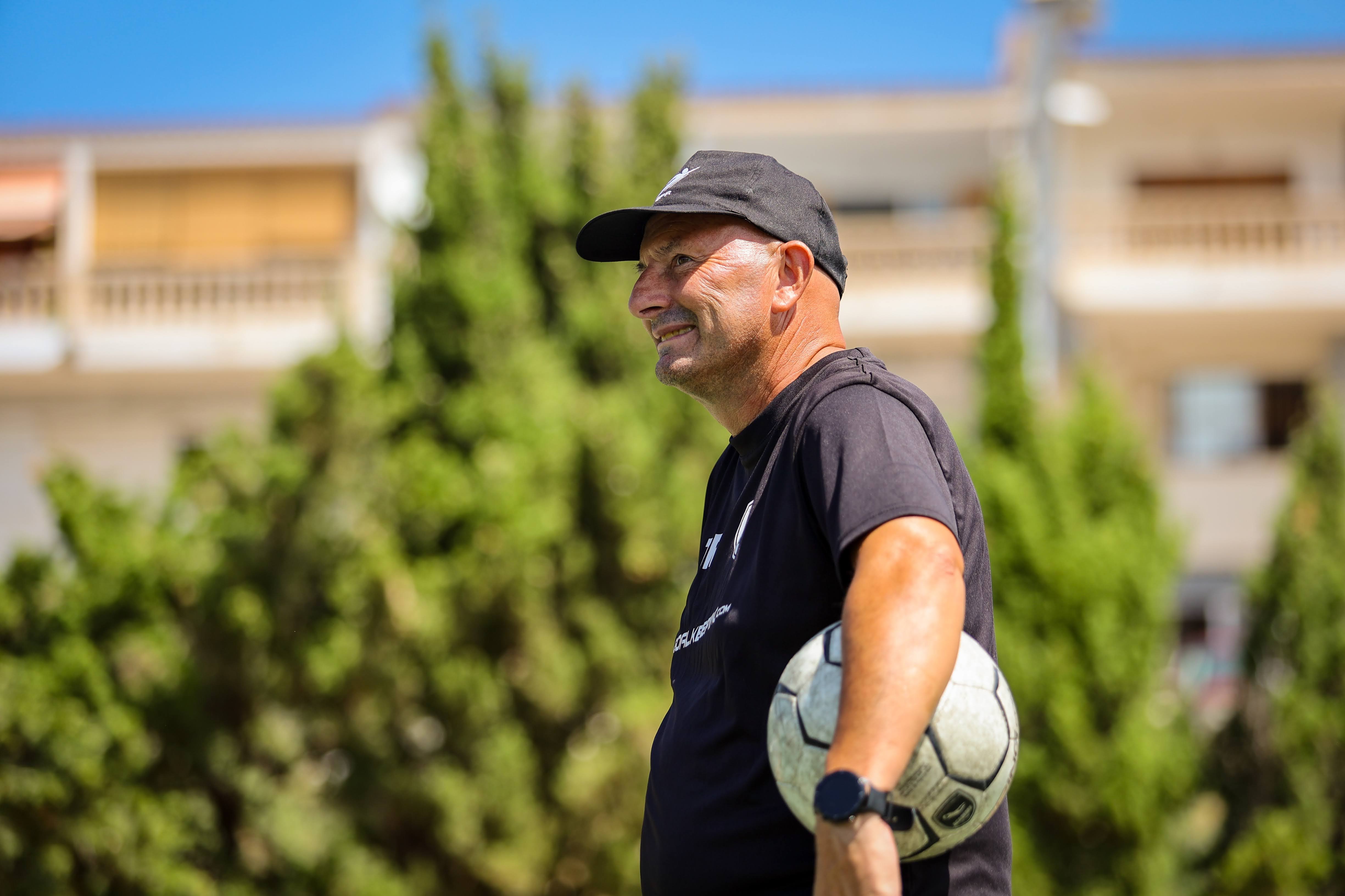 Gruppe internationaler Torhüter beim Pro Elite Camp Mallorca