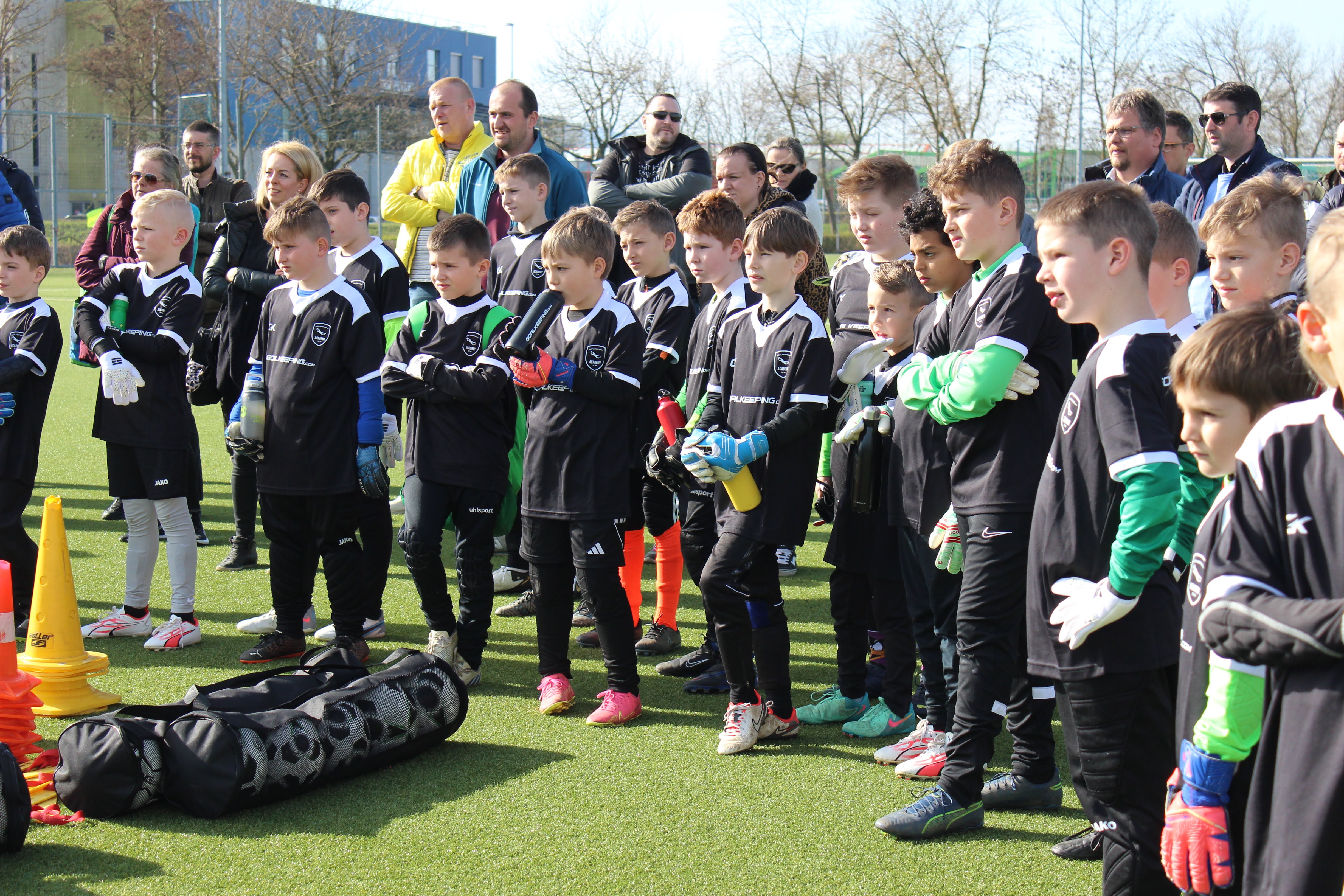 Coaches und Torhüter beim Torwartcamp Ostern