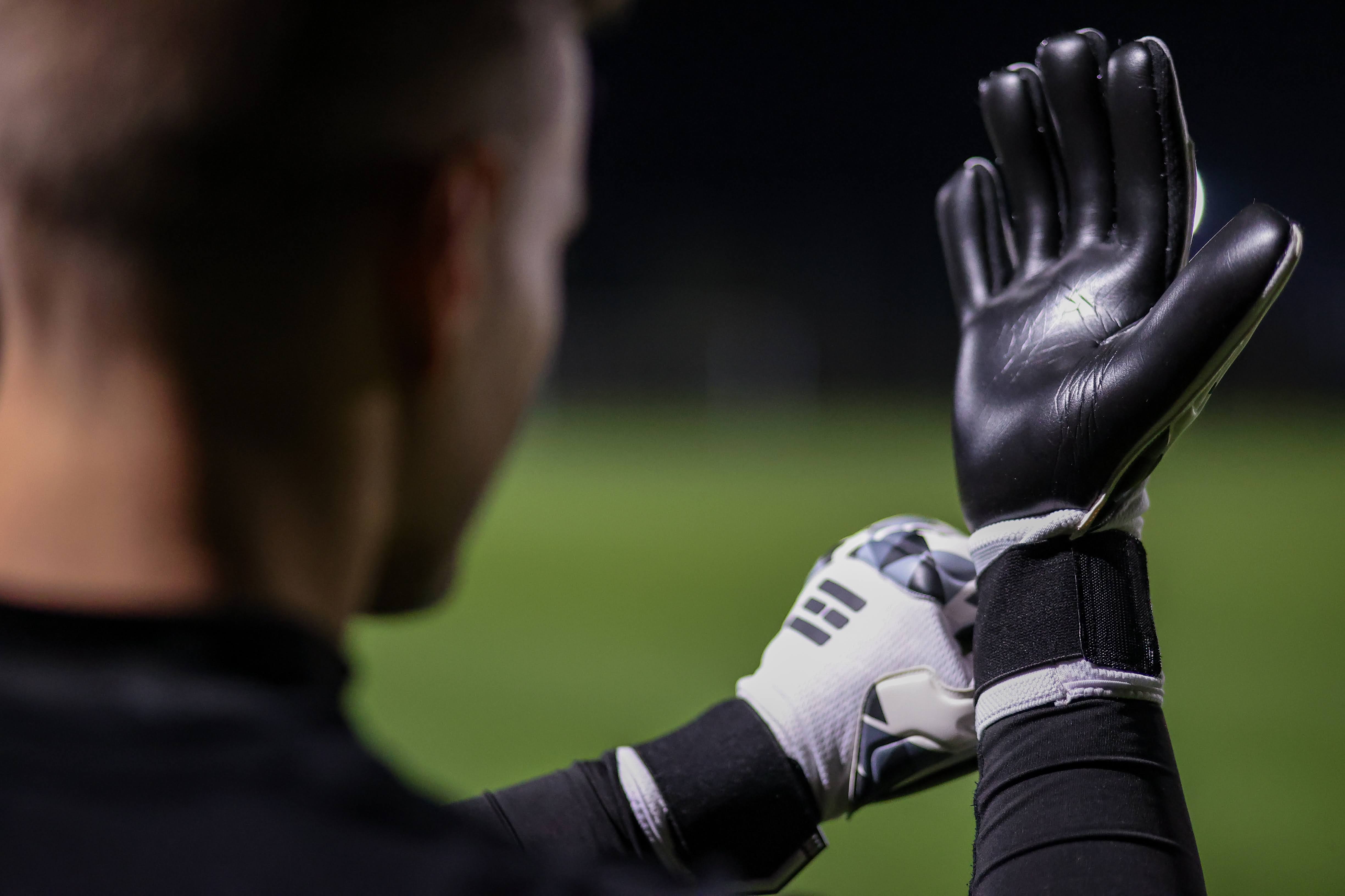 BENETT Level X Core NC mit enger Passform