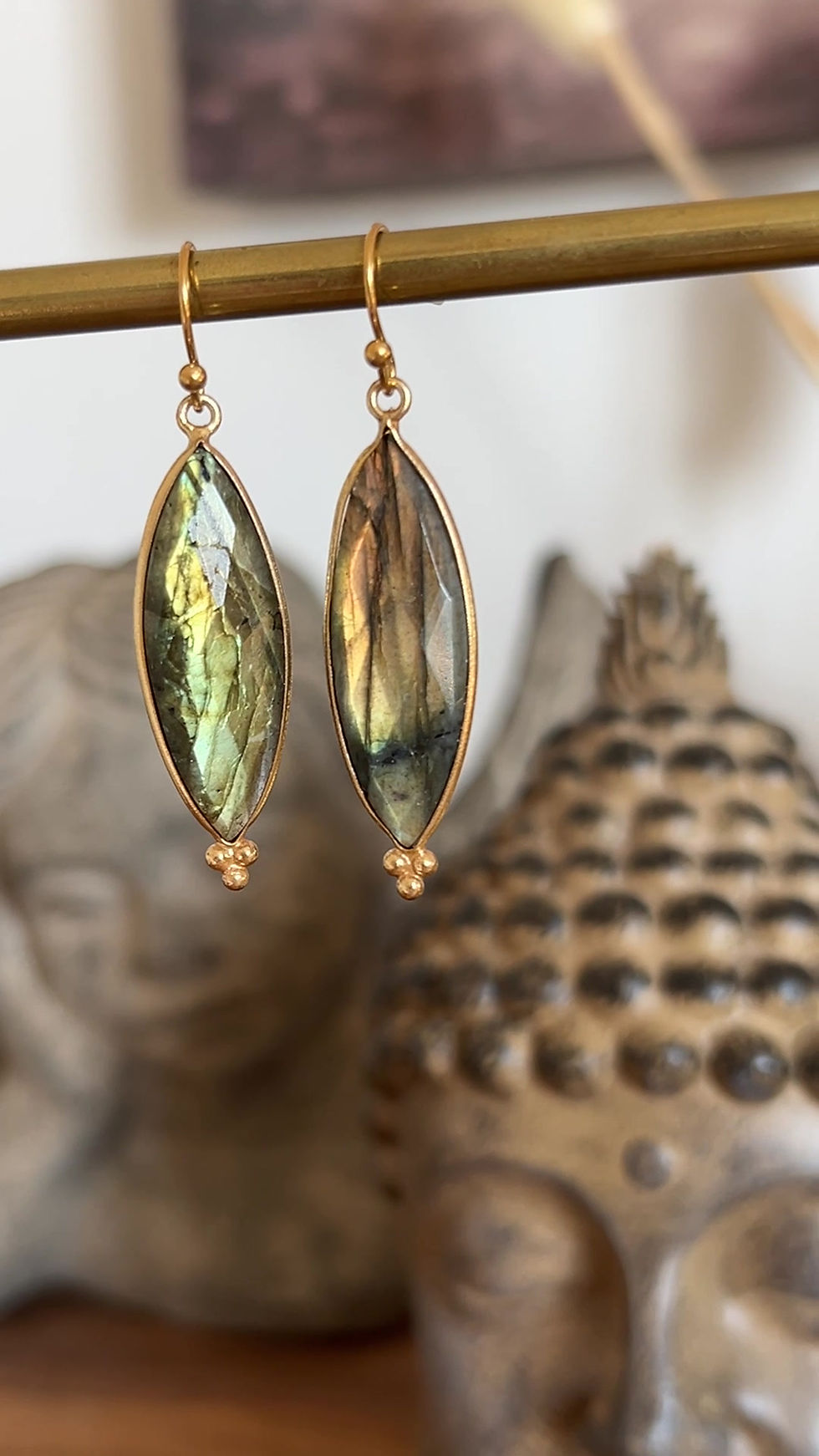 Miniature : Boucles d'oreilles "allongées" en Labradorite