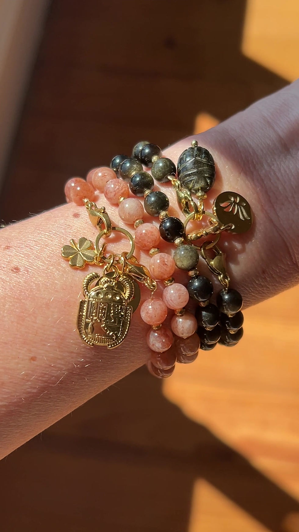 Miniature : Bracelet double gamme Bonnie avec fermoirs en Pierre de soleil