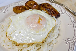 Arroz-con-Huevo-Frito-1-1024x683.jpg
