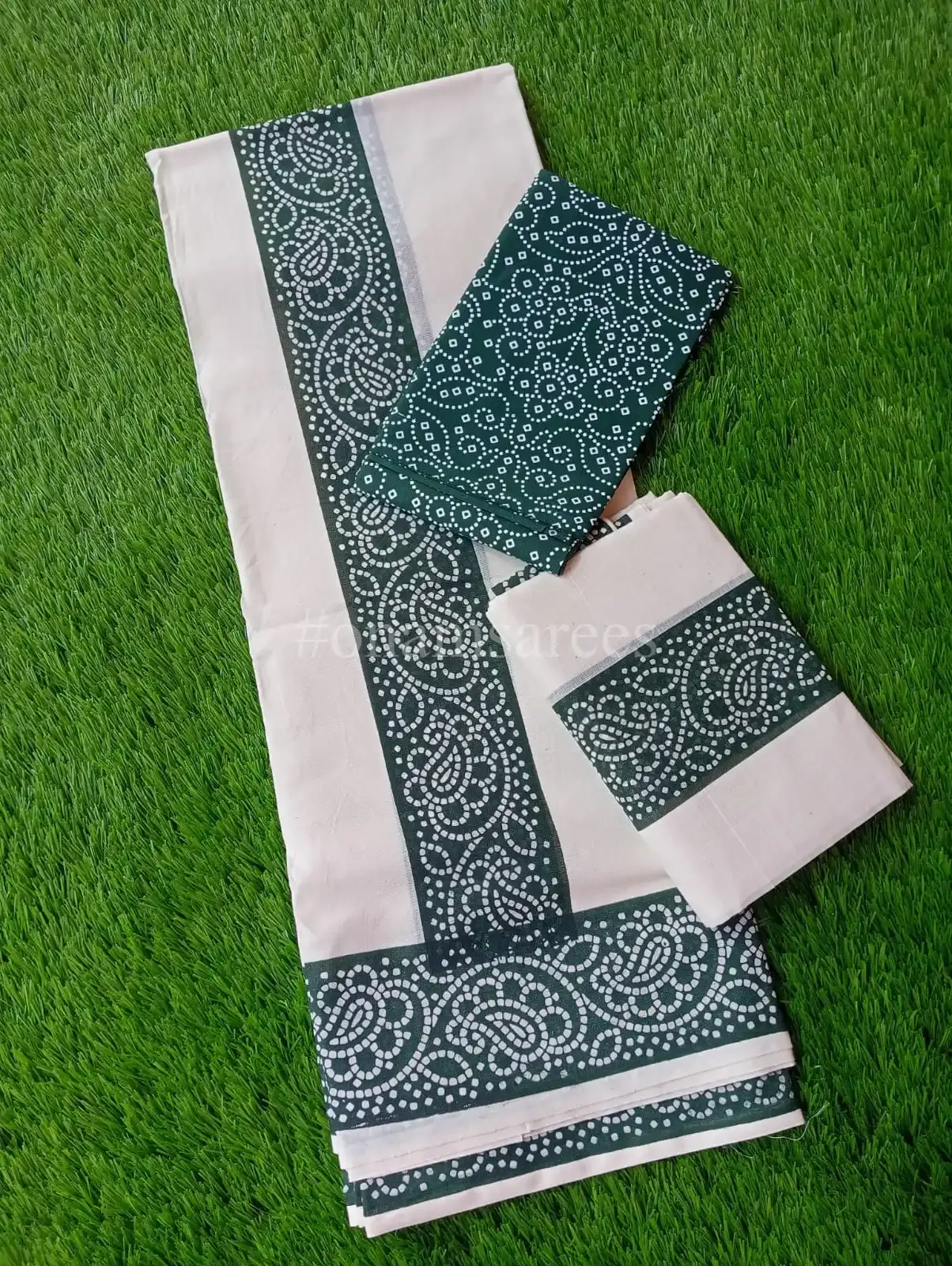 Forest Green Floral Print Cotton Set Mundu With Blouse main view