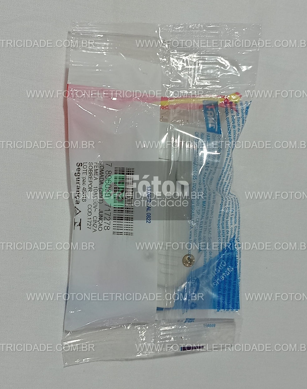 Miniatura: Plug 2P+T junção femea 10A NBR  branco 1727 FAME