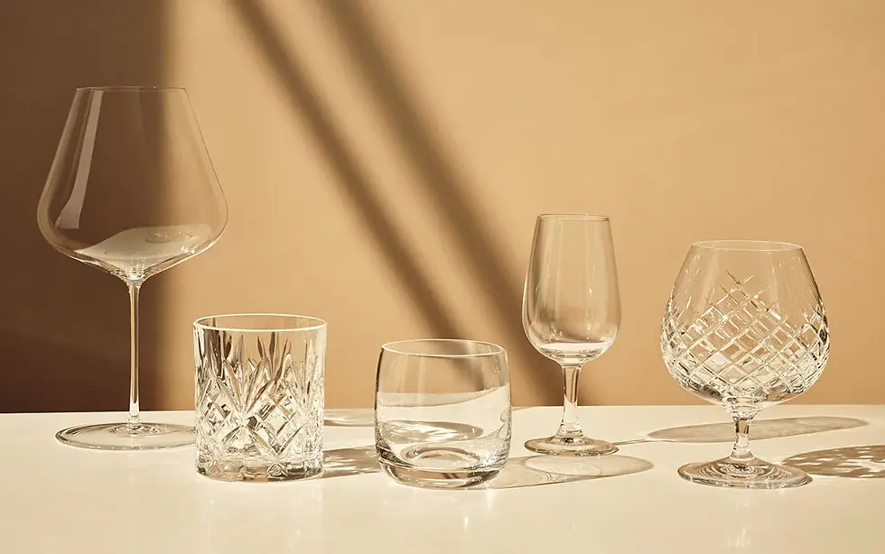 Diferentes copas para beber Cognac