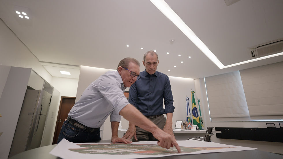 Vice-prefeito Joci Piccini ao lado do Prefeito Miguel Vaz