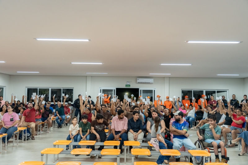 Transformação da Escola Estadual do bairro Vida Nova em Escola Militar Dom Pedro II recebe apoio unânime em audiência pública