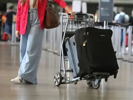 IBGE: Consumo de serviços cresce 0,5% em abril e recupera níveis pré-pandemia