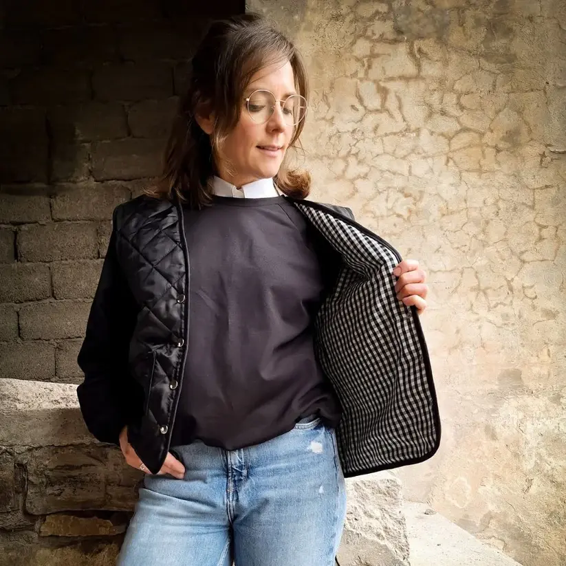 Miniature : Sewing pattern Vest Bluely EU 32 - 52 / US 0 - 20 - Moeve.Design