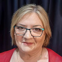 headshot of unscripted supports director janet kelleher
