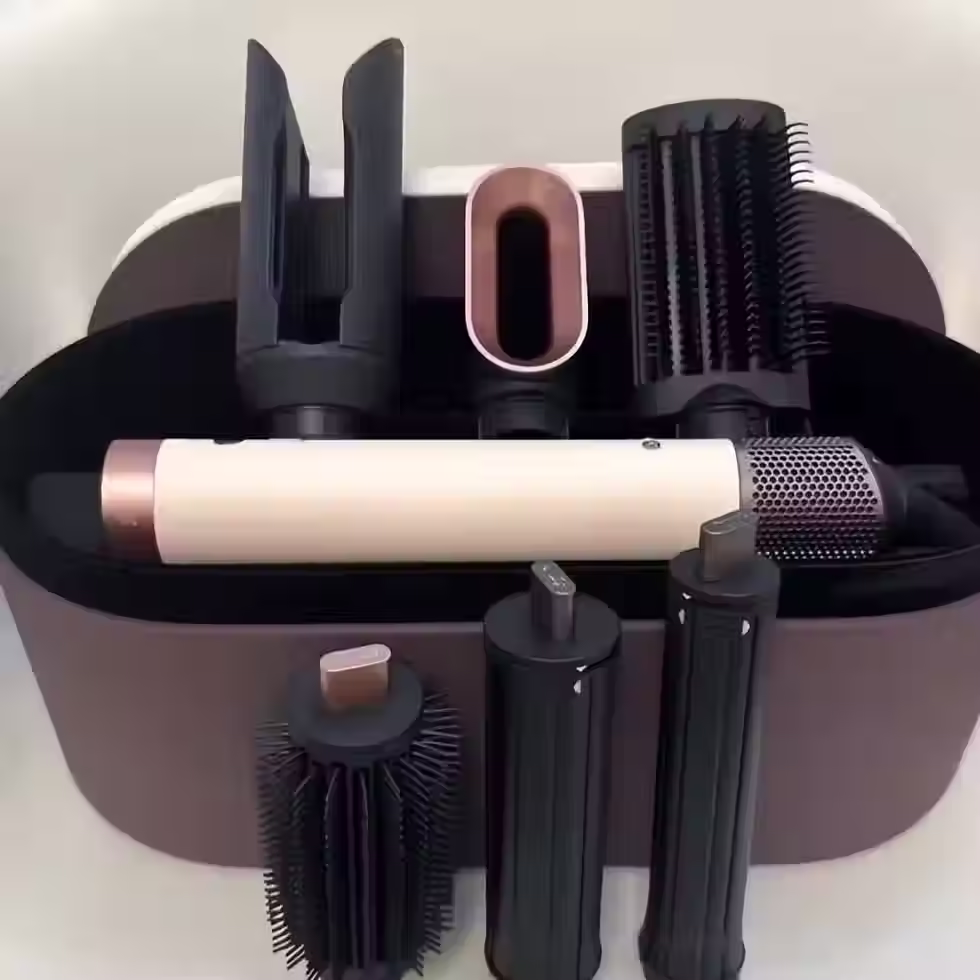 Thumbnail: AirWrap hairdryer HS09