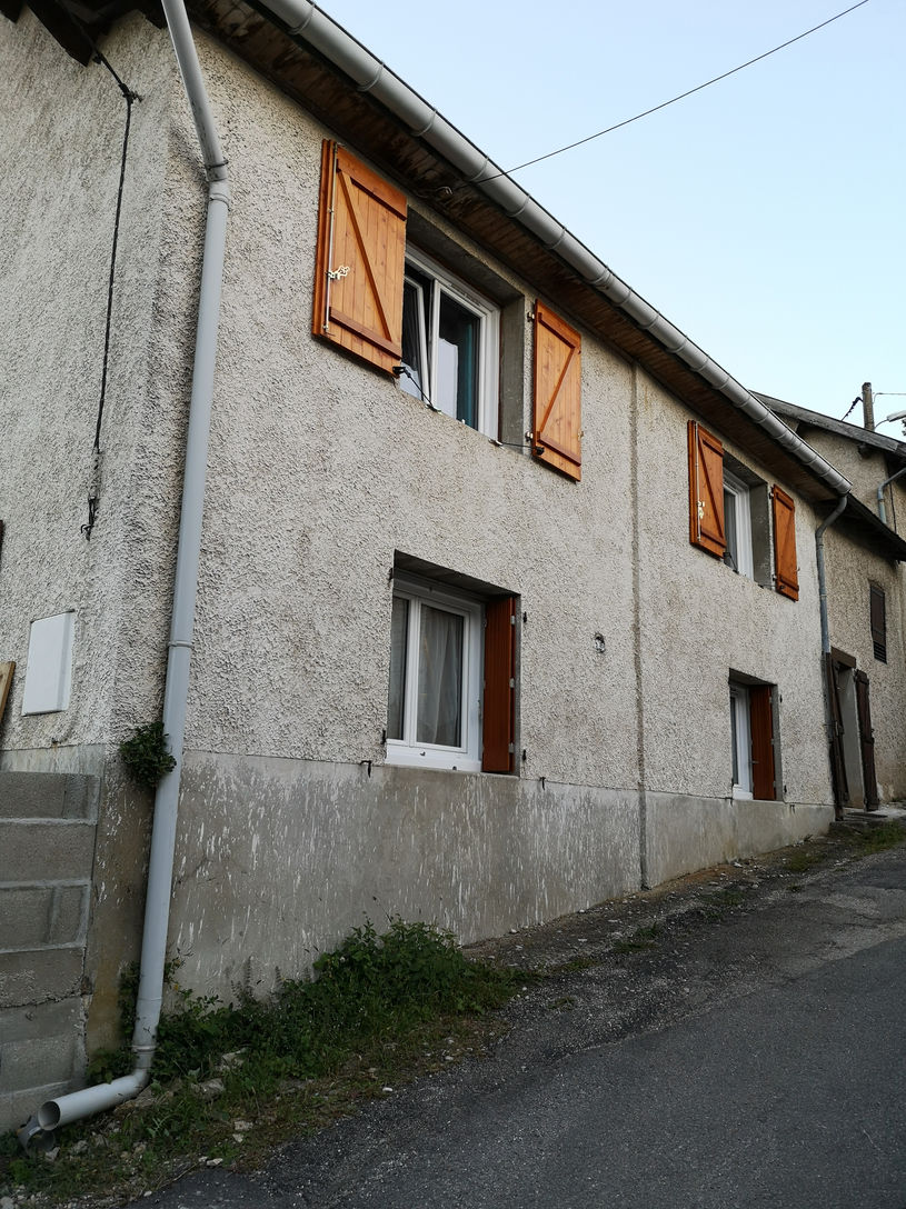 Isolation extérieure de murs pour une maison en Isère