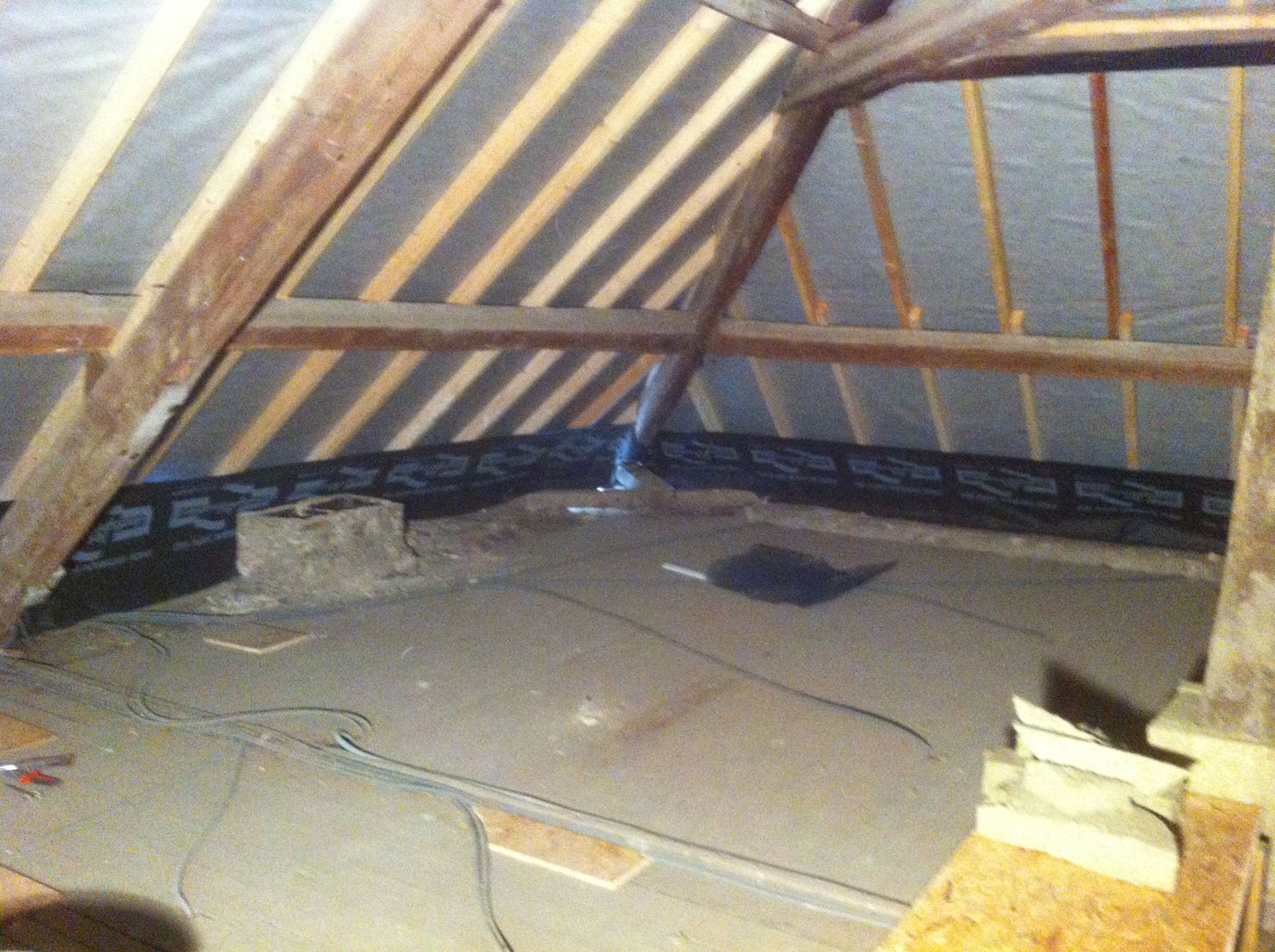 Isolation thermique de combles perdus pour une maison en Isère