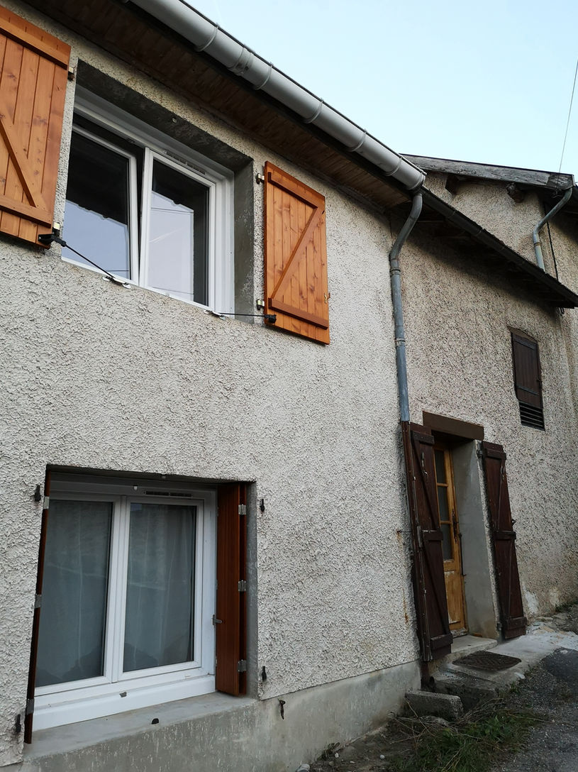 Isolation extérieure de murs pour une maison en Isère