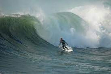 Riding the Waves: Our Top Picks for Beaches and Surf Spots in Cornwall