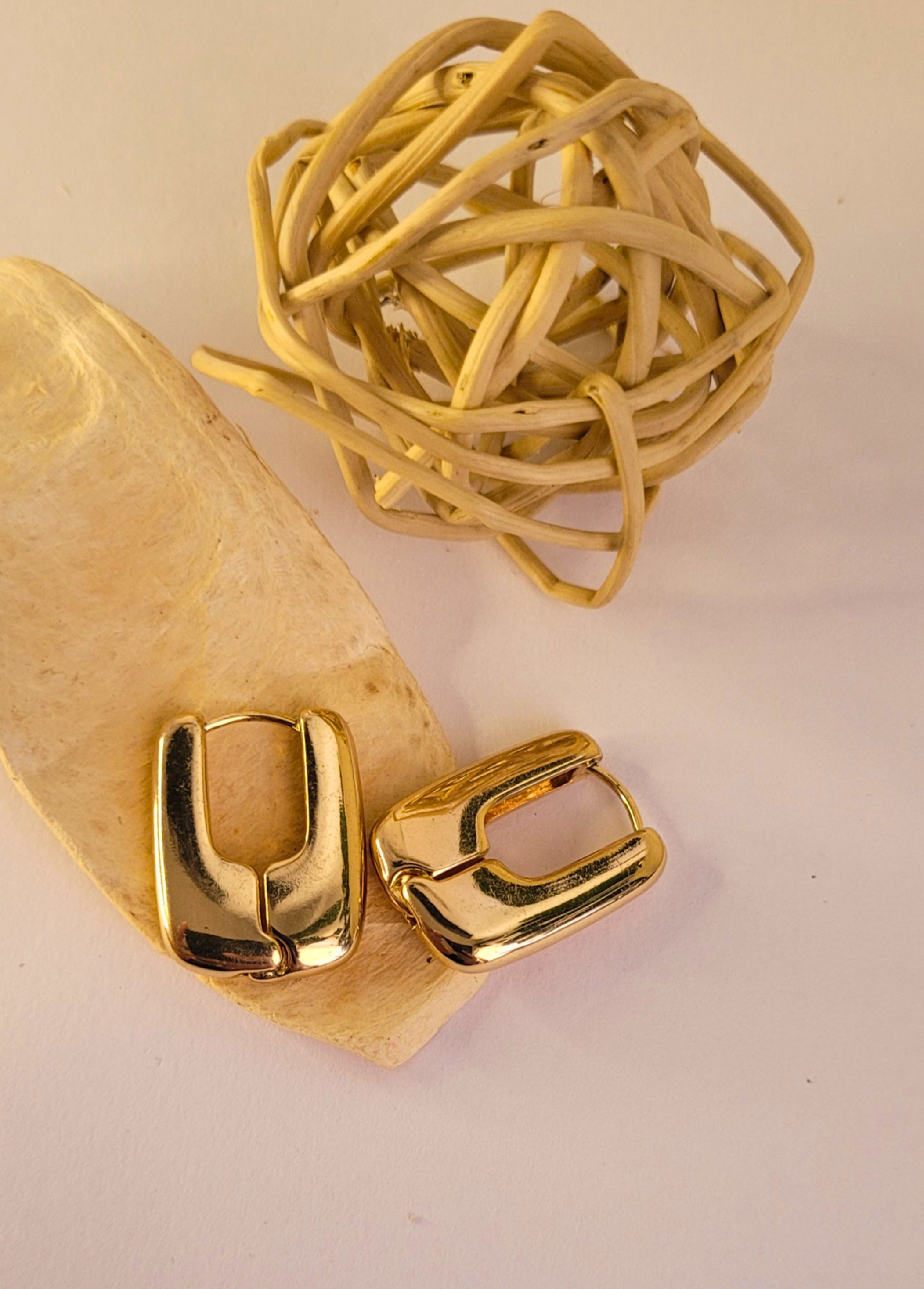 Auric Sculpt Hoops