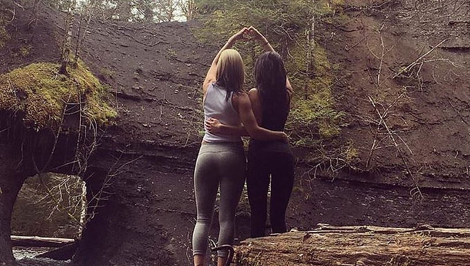 Hole in the Wall, Port Alberni BC 1.3KM