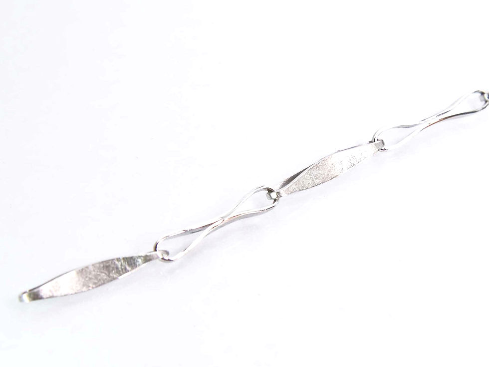 Bracciale oro bianco finitura ghiacciata