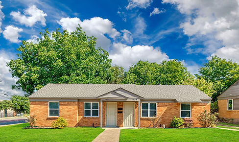 1935-Melrose-ArlingtonTx-MelroseLeacrestBungalos-001_edited.jpg