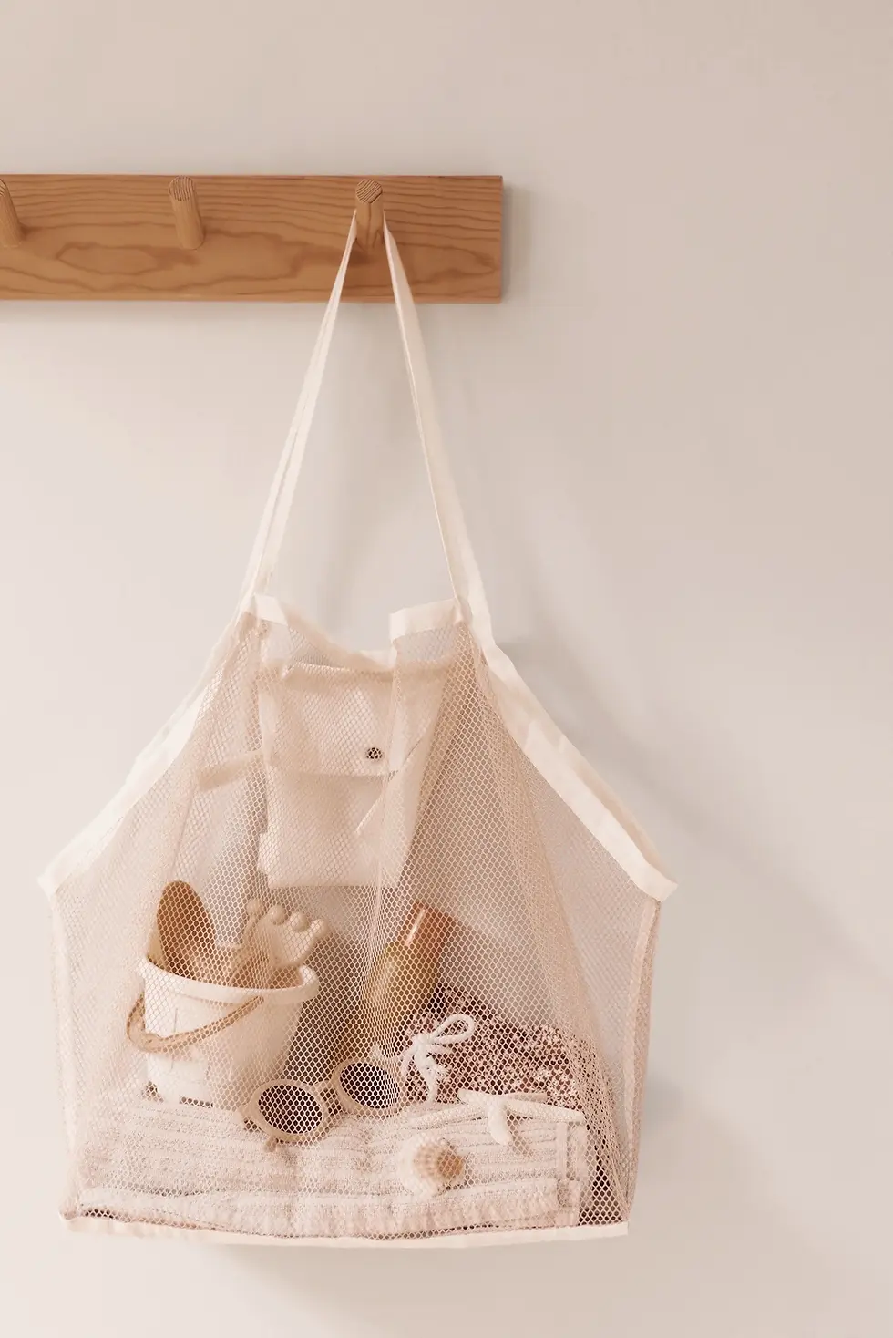 Thumbnail: MRS Ertha - Meshies XL Beach Bags - Ivory