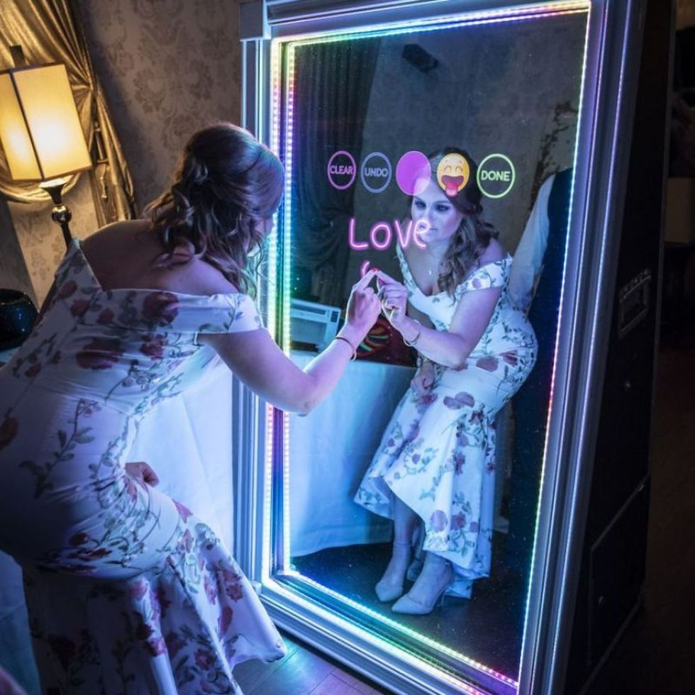 Bowmanville Mirror Me Photo Booth Rental
