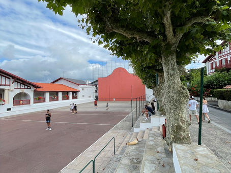 12 juillet 2024 @ Fou rire incommensurable du petit matin…