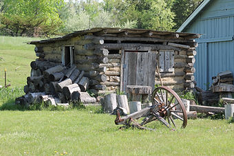 log cabin.JPG