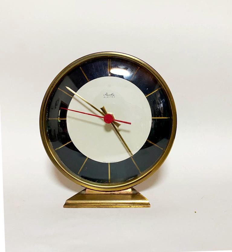 Restaurierte Mauthe-Messing-Tischuhr mit neuem Quarzwerk