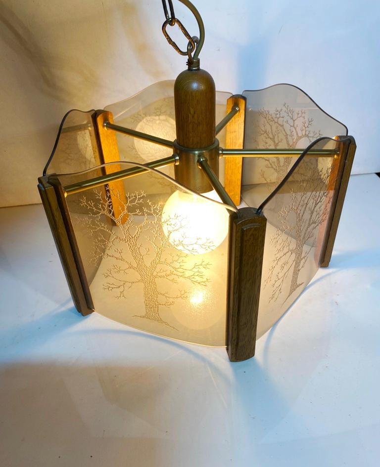 Hängeleuchte mit Rauchglas, Eiche und Baum-des-Lebens-Dekor