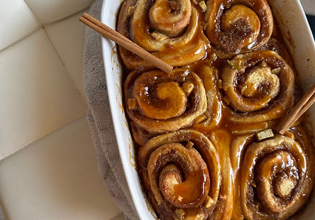 Caramel Apple Cinnamon Rolls