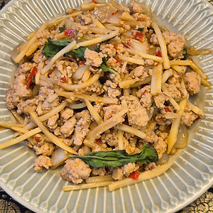 5. Pad kra pao