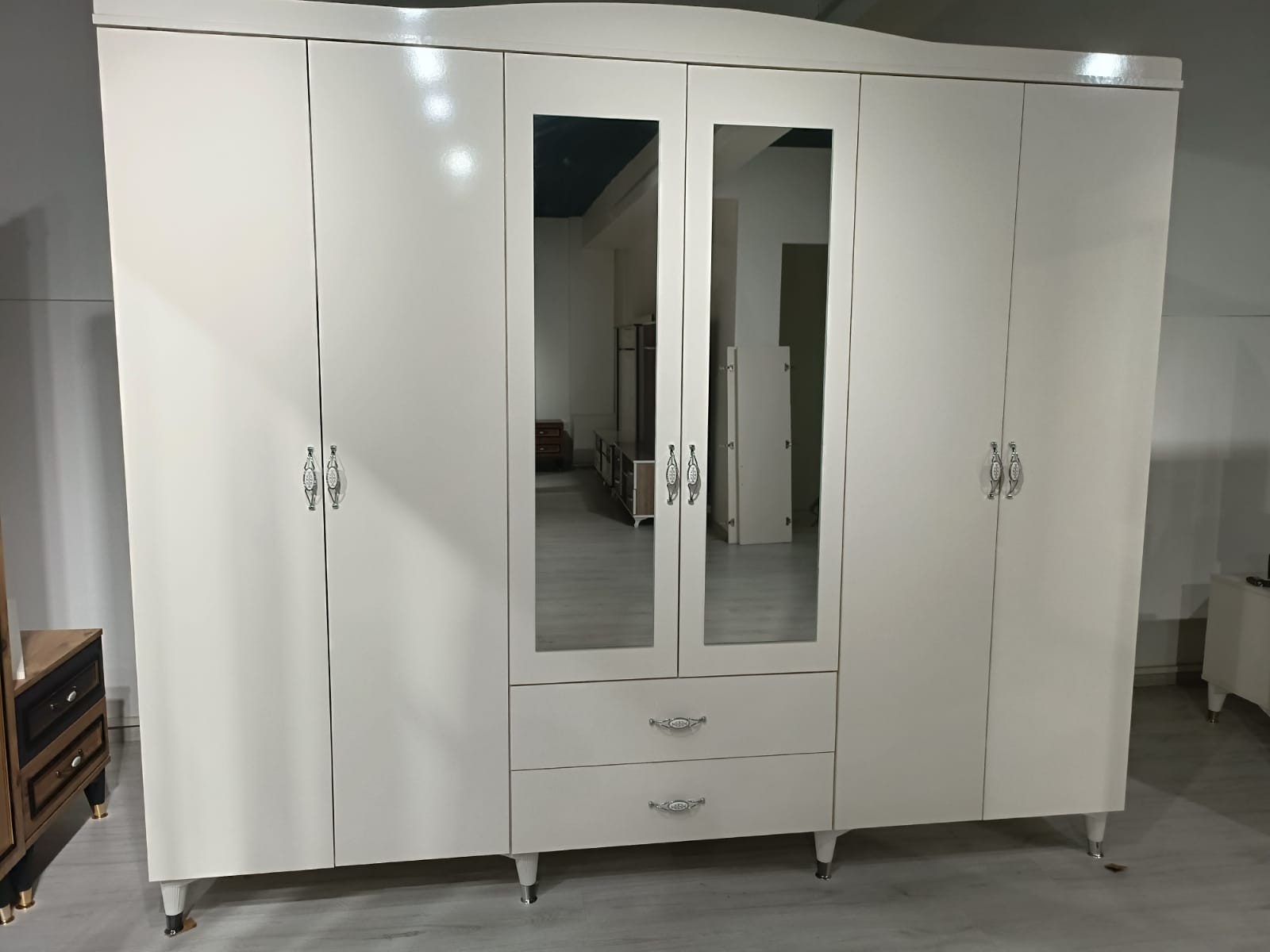Gardrop 6 Kapılı Ay Taşı Çıtasız