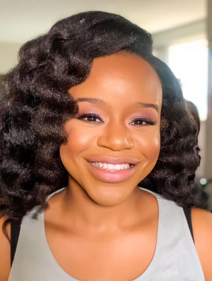 The Emotional Journey of Embracing Your Curly Hair: A Personal Story