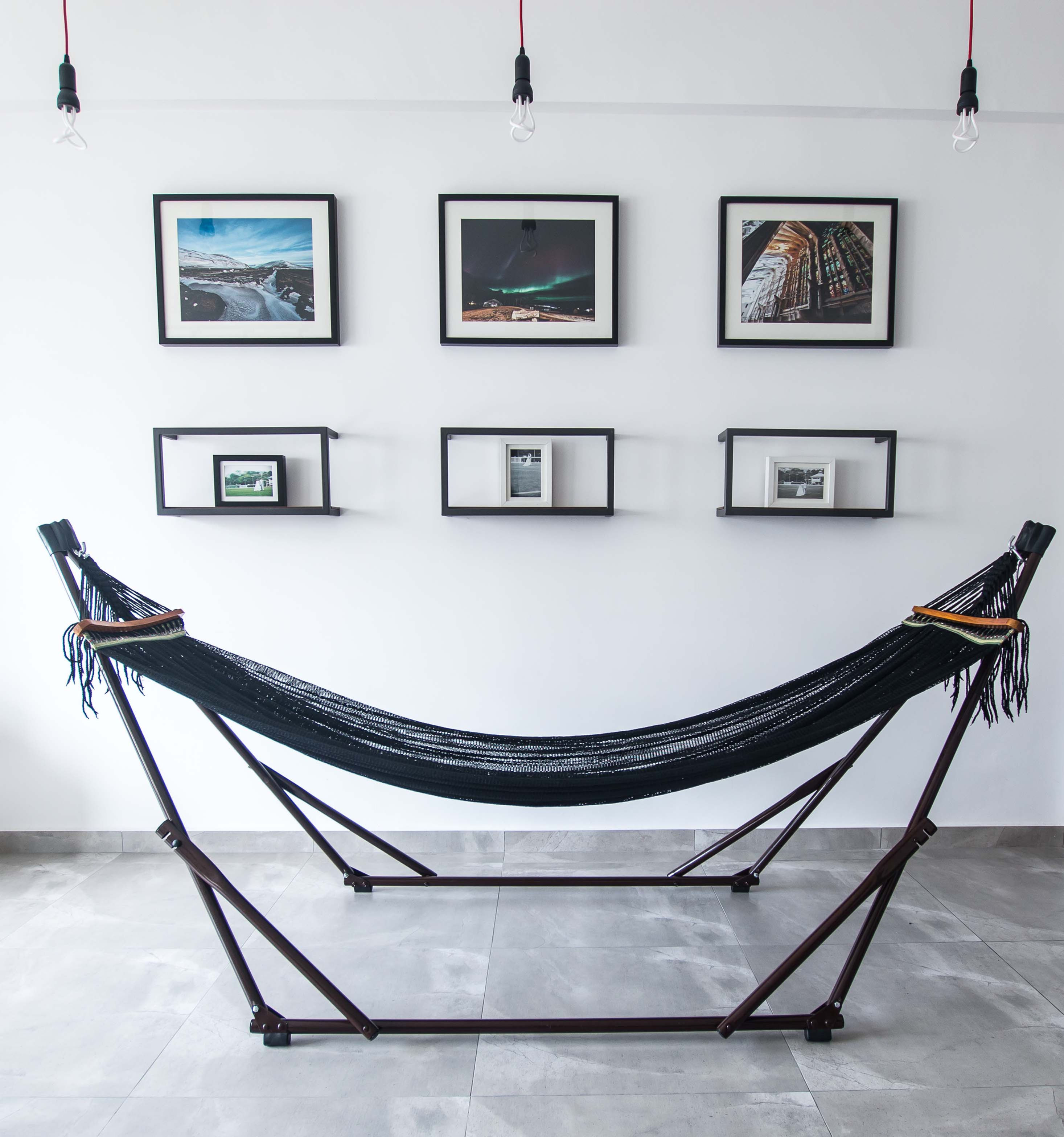 Black Sapphire Deluxe (Firm) + Luxe Swing Chair