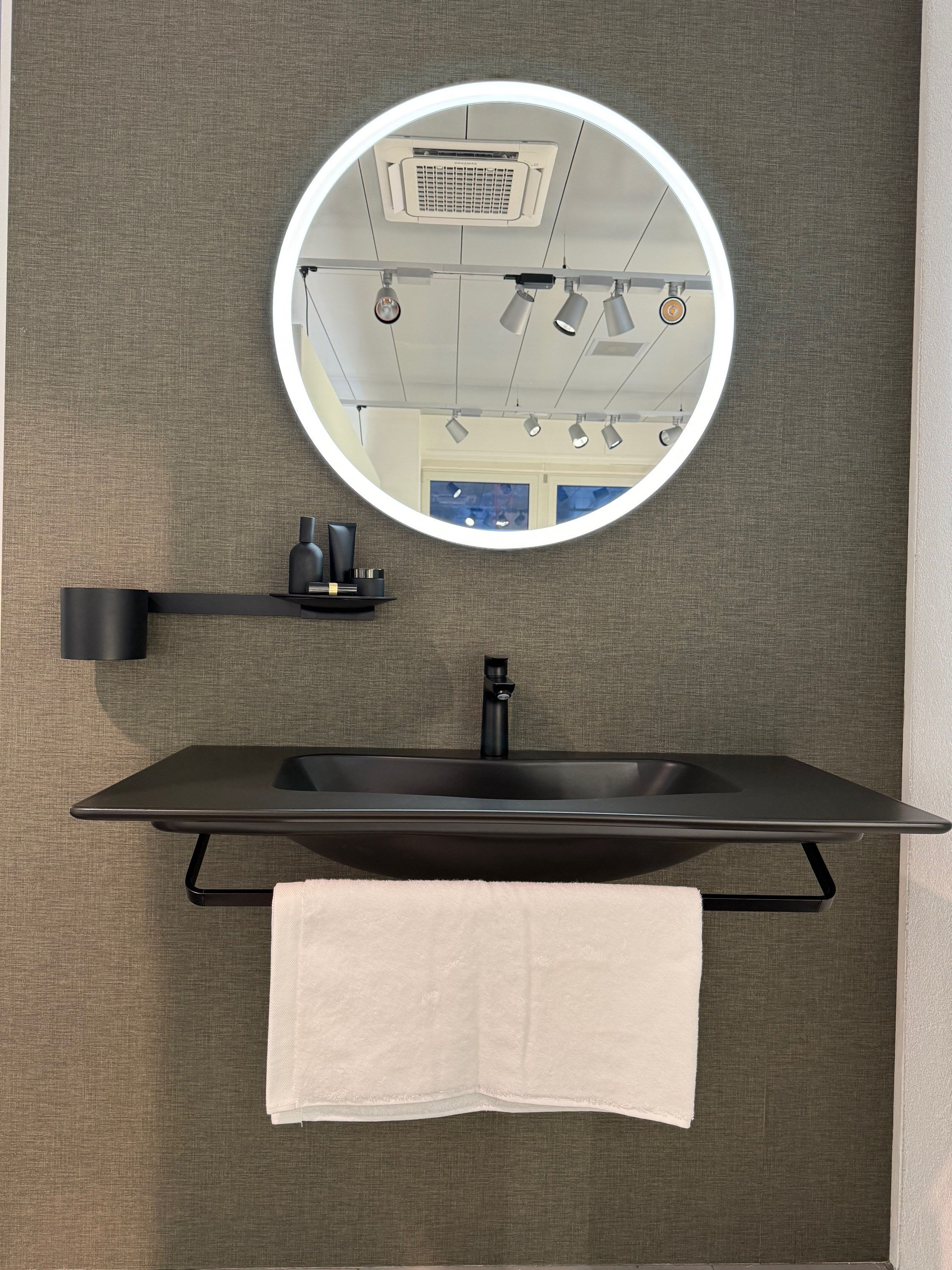 Catalano Waschtisch inkl. Alape LED Spiegel 