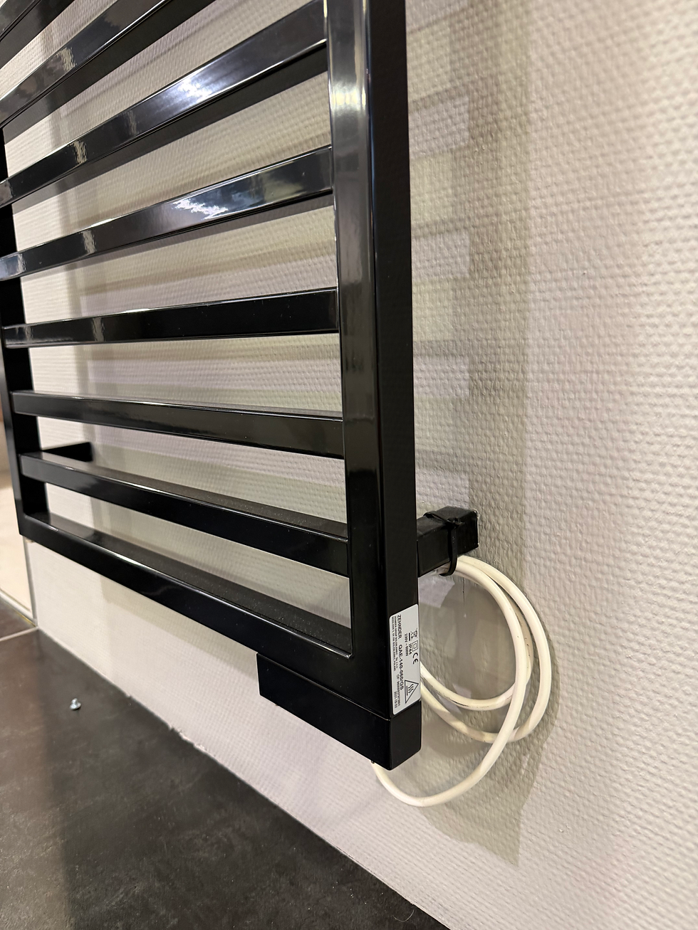 Miniaturbild: Zehnder Badheizkörper Elektrisch 