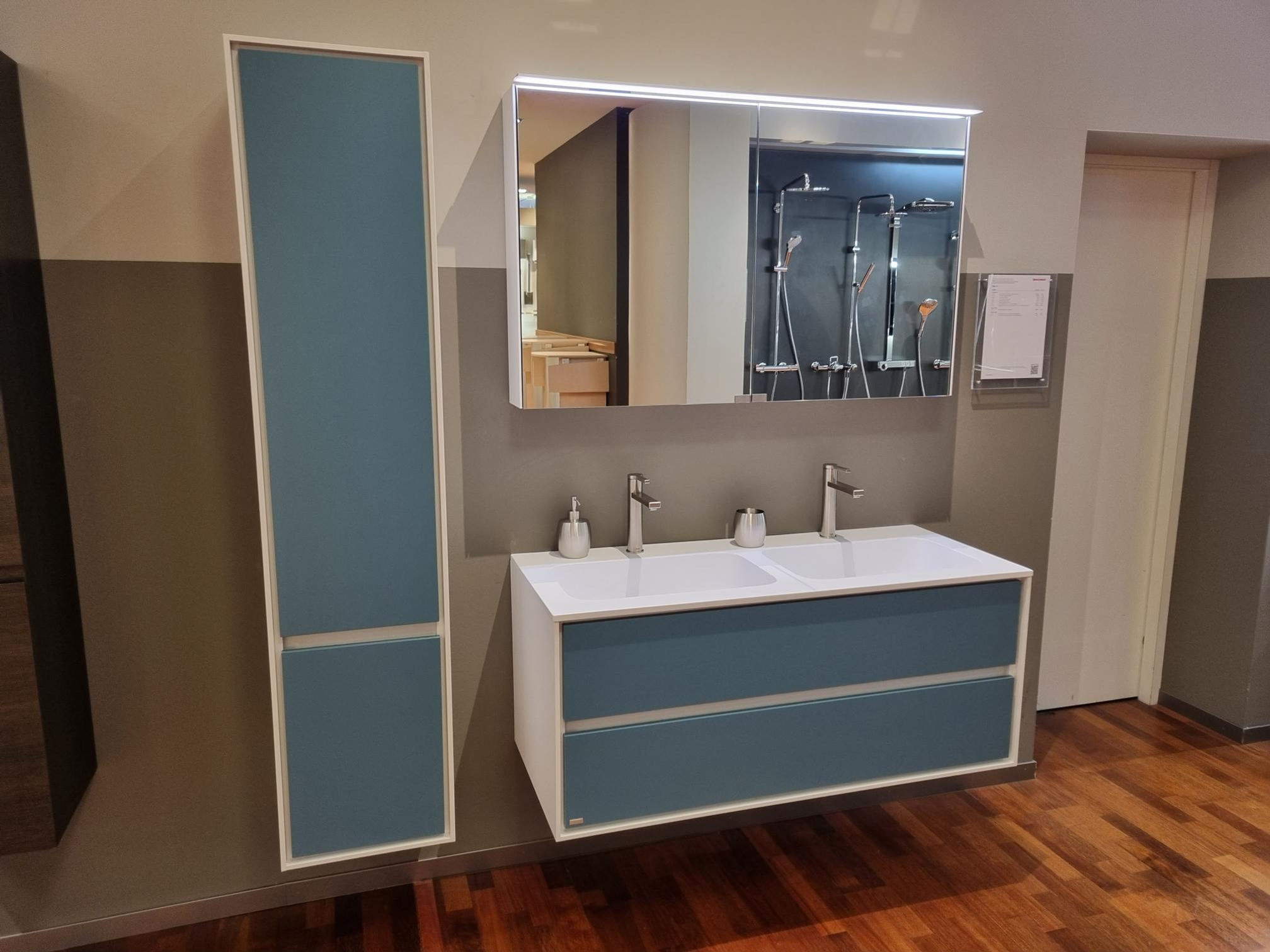 Framo Switzerland 🇨🇭 Badmöbelset 