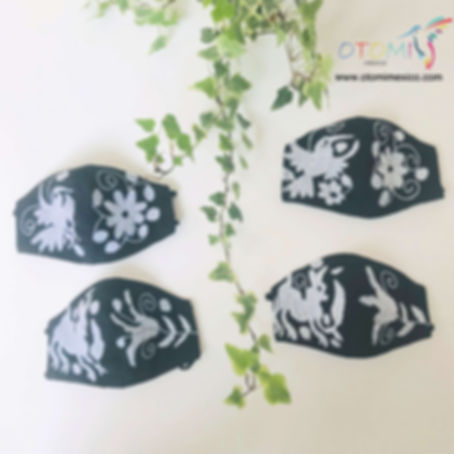 Otomi Embroidered Face Mask - Black