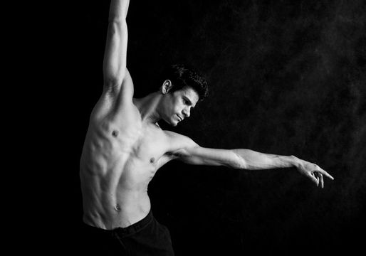 Primeiro bailarino brasileiro do Royal Ballet ganhará filme