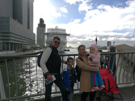 רוטרדם, הולנד - הגענו כי סגרו את הנמל באמסטרדם