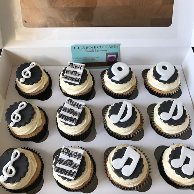 #_lillyrosecupcakes16_#cupcakes #vanilla