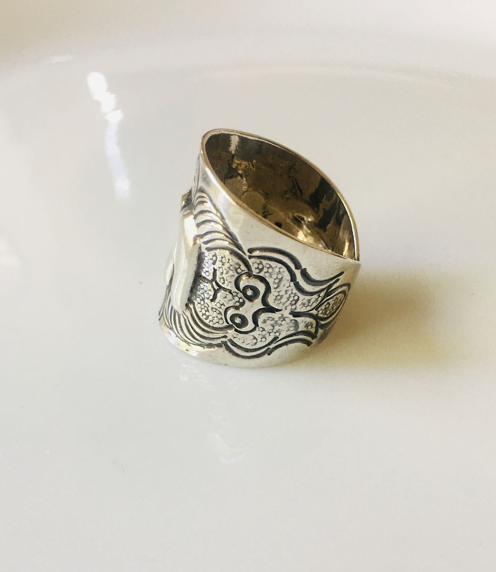 Thumbnail: Elephant Bali design sterling silver size 8