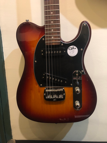 レア美品　G&L Tribute ASAT Special サンバースト G&L Guitars Tribute Series ASAT Special - Antique Sunburst