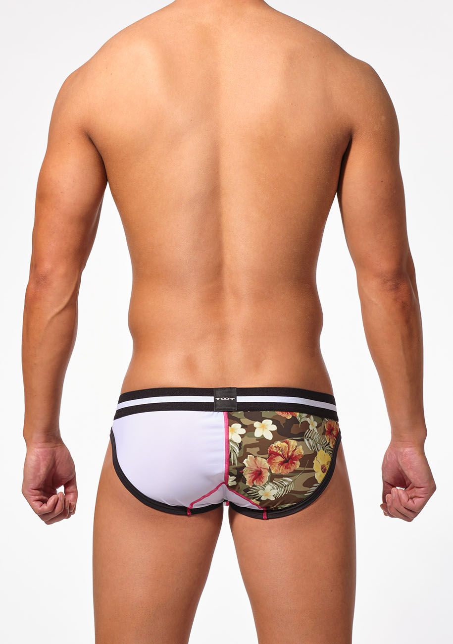 ภาพขนาดย่อ: TOOT | BOTANICAL CAMO CUP BIKINI