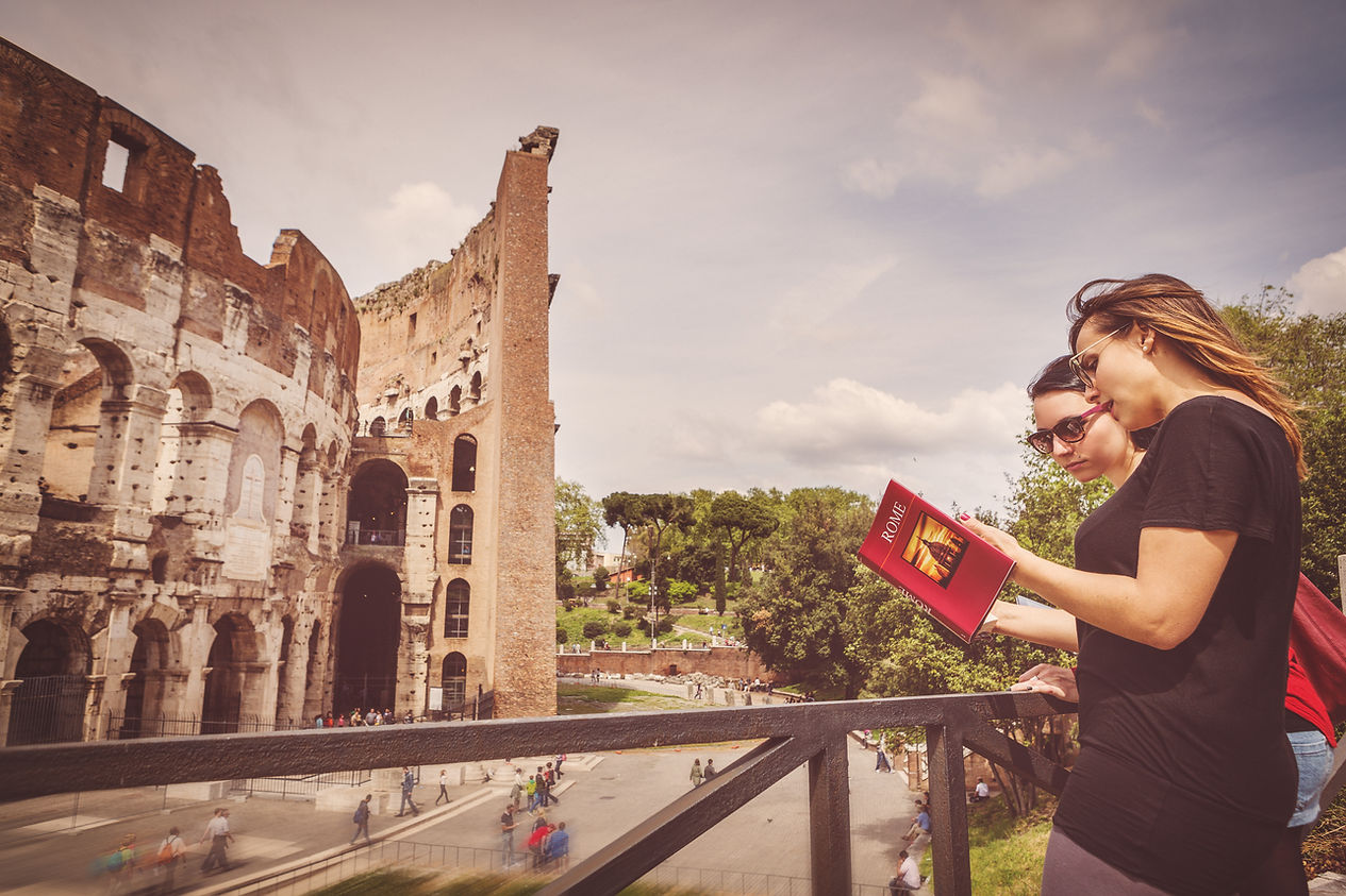 Kolezyum Ziyaretçileri