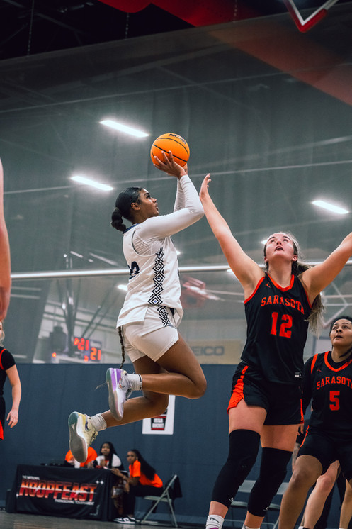Hoop Feast | Issa Bucket