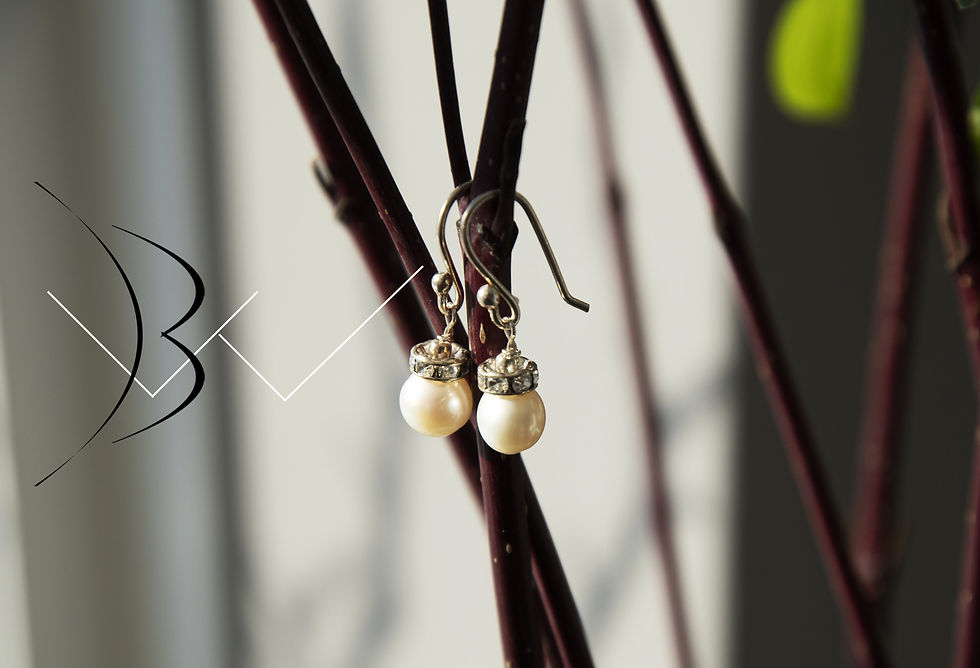 Simple Freshwater Pearl Hook Earring