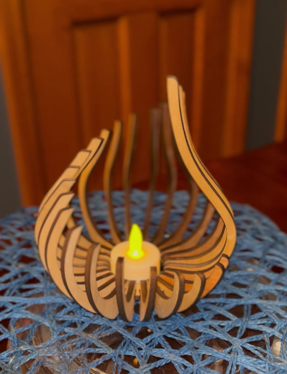 Thumbnail: Tealight Candle Holder