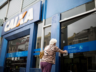 Caixa baixa juros para a compra de imóveis