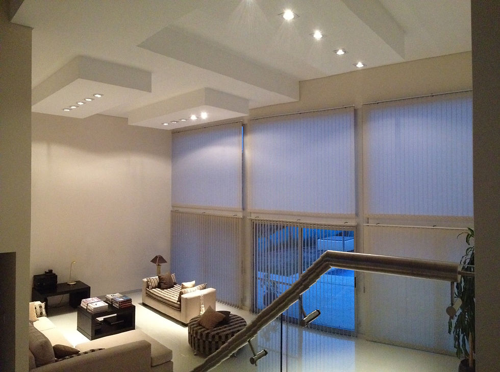 BANDAS VERTICALES DOBLE ALTURA